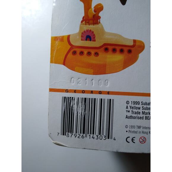 The Beatles Yellow Submarine George Harrison Action Figure 1999 & Sub Mod Groovy - Picture 8 of 9